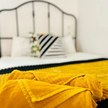 Apartment Cozy Lisbon, Close To Attractions Lisbon